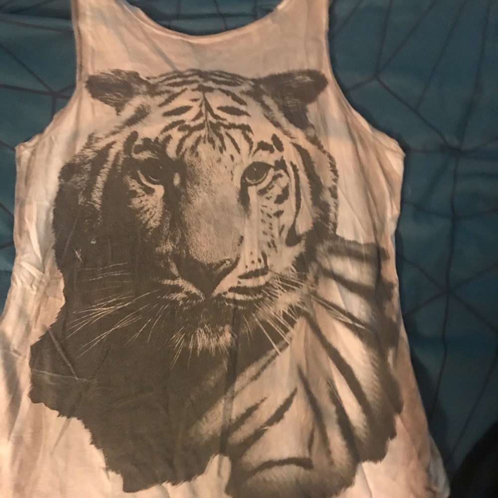 Tiger tank top